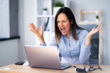 Fidye Yazılımlı Siber Haraç Hackleme. İş Bilgisayarı Kötü Yazılımı