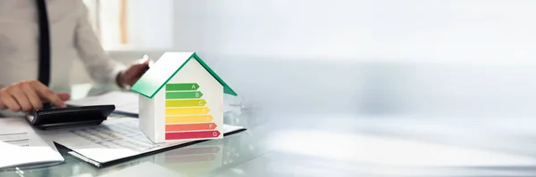 能源效益房屋审计及比率标签 — 图库照片