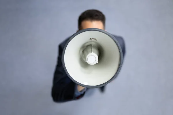 Megafone Attention Concept Man Skriker Med Högtalare — Stockfoto