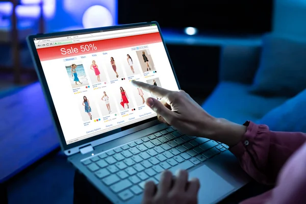 Online Ecommerce Shop Shopping Application Laptop — Stock Photo, Image