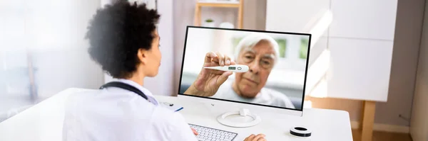 Médico Videollamada Con Paciente Enfermo — Foto de Stock