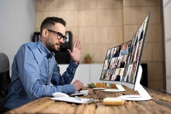 Virtual Video Conference Συνέντευξη Στο Γραφείο Κυματίζοντας Χέρι — Φωτογραφία Αρχείου