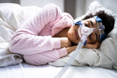 Uyku Apnea Oksijen Maskesi Ekipmanı ve CPAP Makinesi