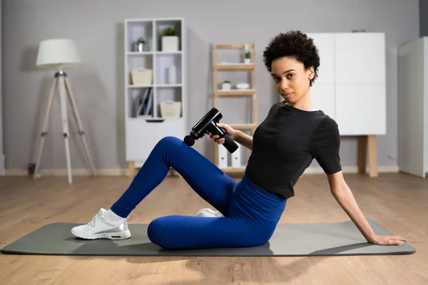 Massage Gun Machine Rehab Efter Muskelträning — Stockfoto