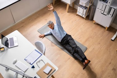 Ofiste Yoga Uzatma Sporları Egzersizi