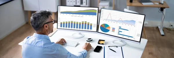 金融和商业营销统计数据表 — 图库照片