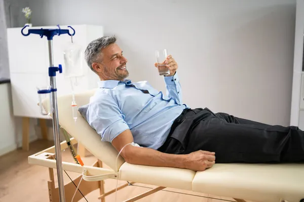 Vitaminbehandling Dropp Infusion Människans Blod — Stockfoto