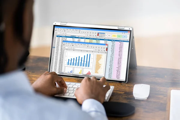 Financial Analyst Using Spreadsheet Software Desktop Computer — 스톡 사진