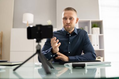 Çevrimiçi Elearn Video Konferansı Cep Telefonundan