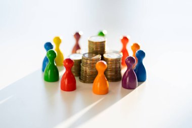 Kitle fonlama ve borç para verme konsepti. Bankacılık ve Yatırım