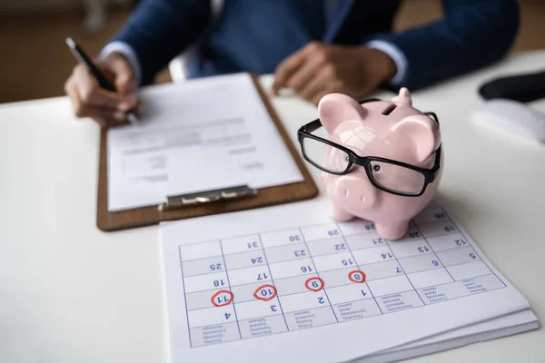 Horário Investimento Dinheiro Piggybank Orçamento Negócios — Fotografia de Stock