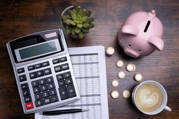 Ahorre Dinero Calcule Presupuesto Piggybank Calculadora —  Fotos de Stock