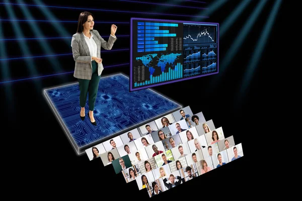 Talare Vid Virtual Training Seminar Utbildningskonferens Med Publiken — Stockfoto