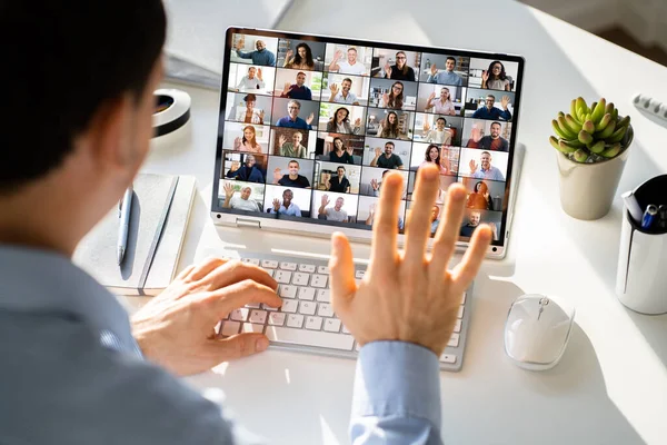 Vídeo Conferência Webinar Online Call Meeting Laptop Caucasiano — Fotografia de Stock
