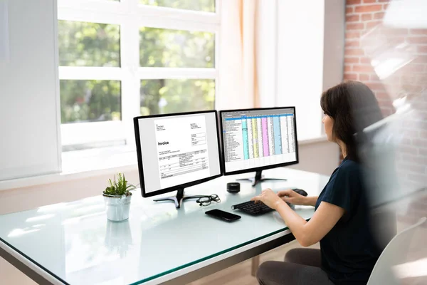 Account Manager Office Coding Medical Bill — Stockfoto