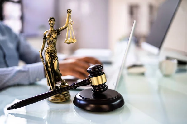 Law Tech Konzept Online Rechtsgeschäft Und Gerechtigkeit — Stockfoto