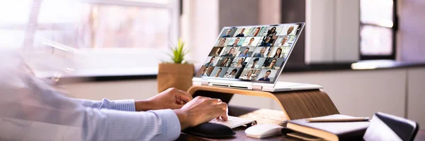 Video Conferenza Virtuale Incontro Chat Sul Computer Portatile Ibrido — Foto Stock