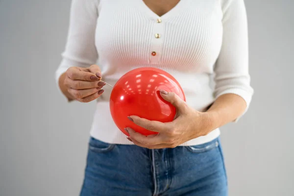 Flatulensproblem Sjuk Kvinna Med Buksmärta — Stockfoto