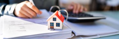Ev Modeli Hesaplayıcı Kullanılarak El Mülkiyet Vergisi Hesaplaması