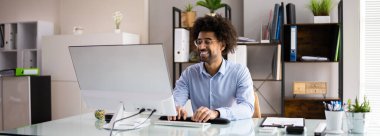 Çevrimiçi Video Konferansı İş Eğitimi Webinar veya İnternet Yayını