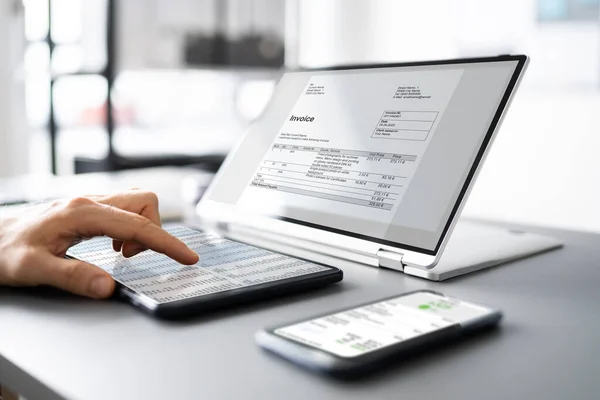 Declaração Fatura Digital Digital Line Laptop Híbrido — Fotografia de Stock