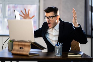 Sıkılmış Stresli Adam. Sıkıntılı Adam Bunalımlı