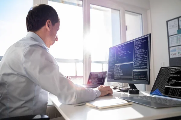 Coder Using Computer Desk Web Developer — Stock Photo, Image