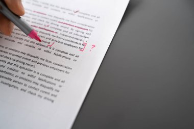 Makale içeriği düzenleniyor. Düzeltici İşaretleme Hatası