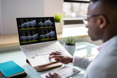 Çevrimiçi Afro-Amerikan Borsa Ticareti