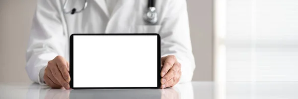Nahaufnahme Der Hand Eines Männlichen Arztes Mit Digitalem Tablet Und — Stockfoto