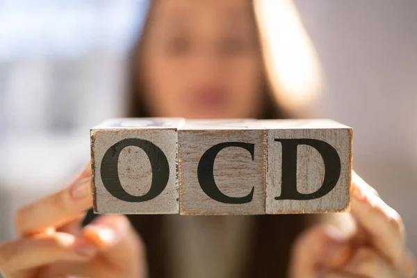 Ocd Perfectionist Obsession Perfezionista Con Blocchi Legno — Foto Stock