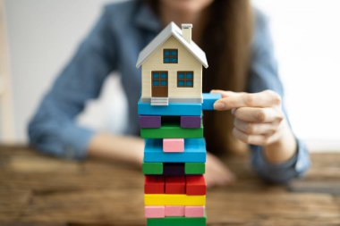 Ev İpoteği Riski ve Sigorta Yönetimi