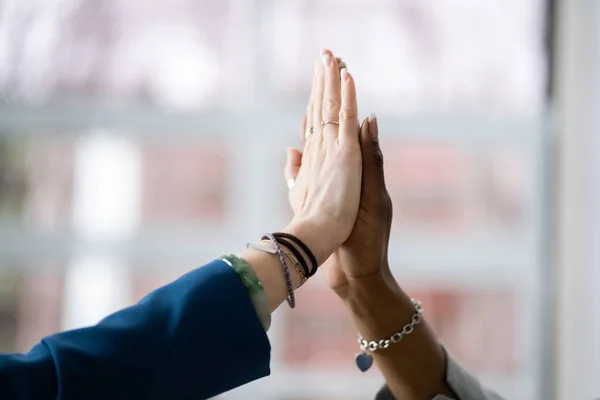 Two Smiling Young Businesswomen Giving High Five Office — Stock Photo, Image