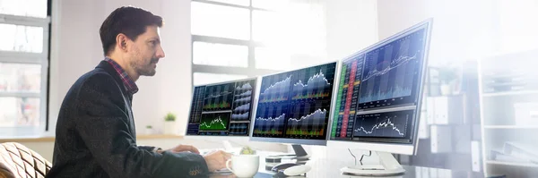 Kpi Business Analytics Data Dashboard Analyst Mit Computer — Stockfoto