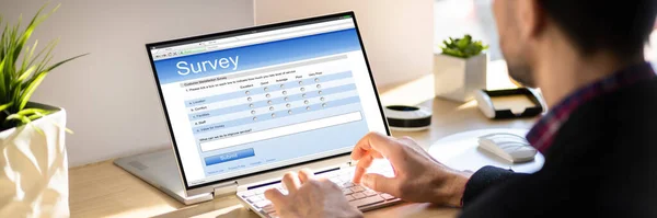 Online Digital Survey Feedback Research Form Screen — Stock Photo, Image