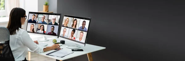 Videoconferentie Webinar Bijeenkomst Online Kijken Meerdere Schermen — Stockfoto
