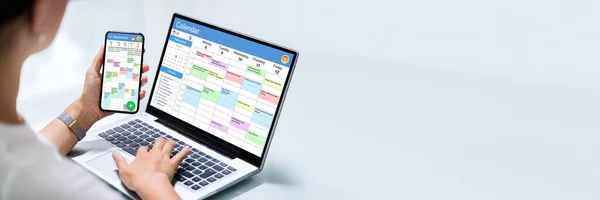 Offisielt Nettsted Kalender Datamaskin Arrangere Ukeplan – stockfoto
