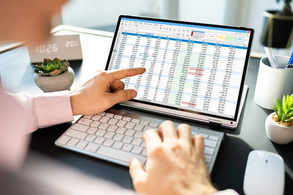 Tabellenkalkulationsdaten Business Work Office Tablet — Stockfoto