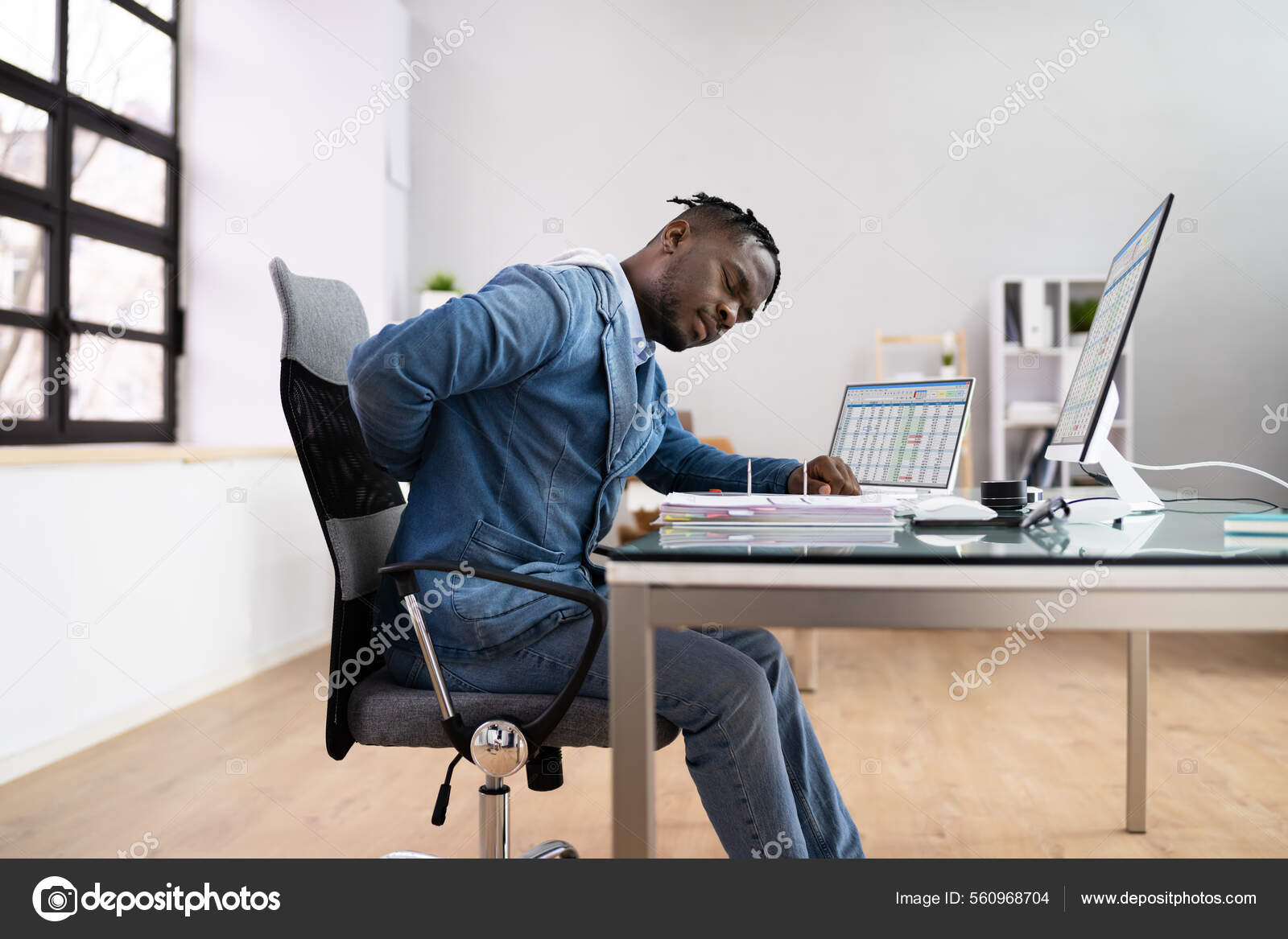 bad desk posture