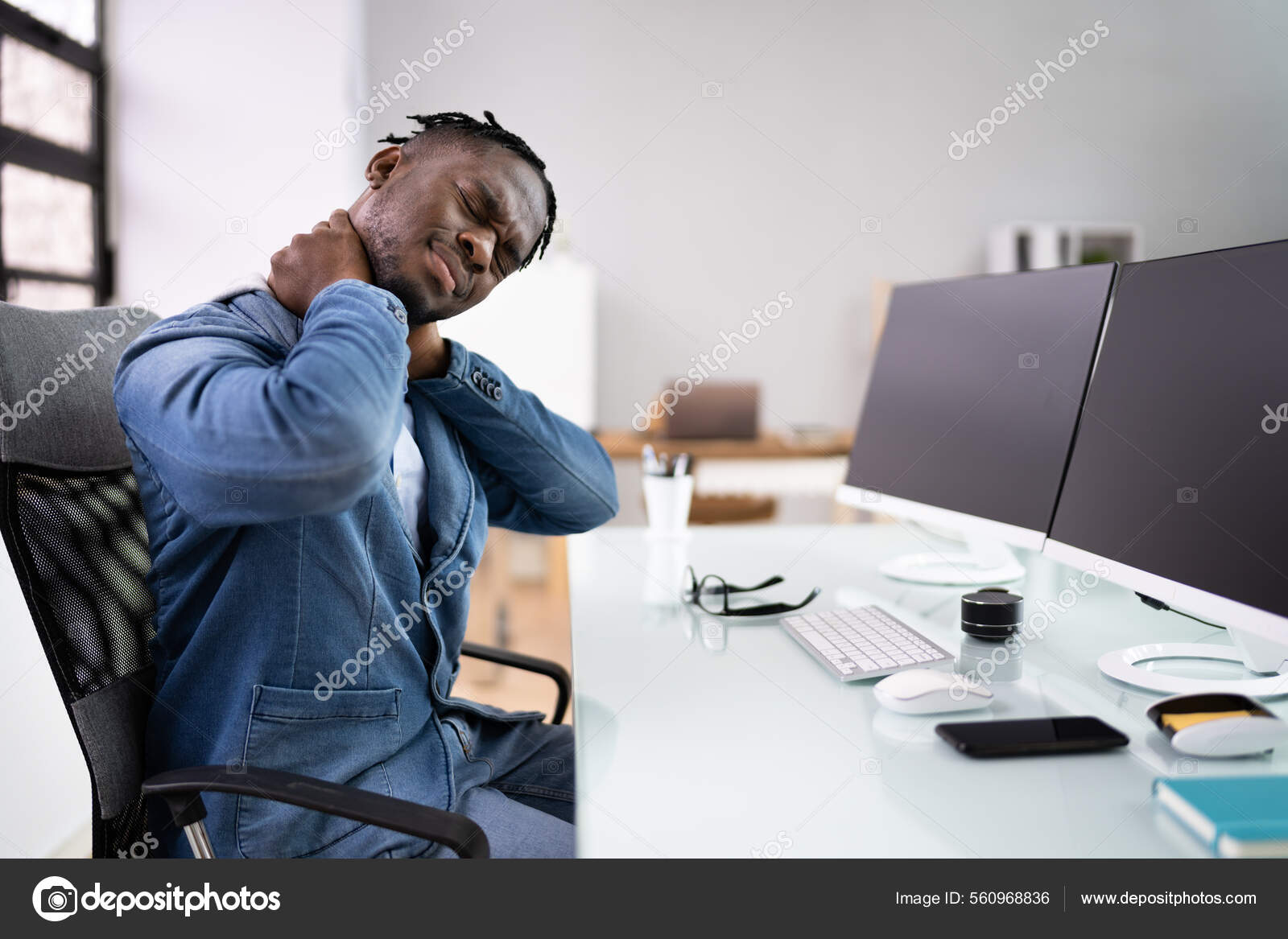 Bad posture online desk