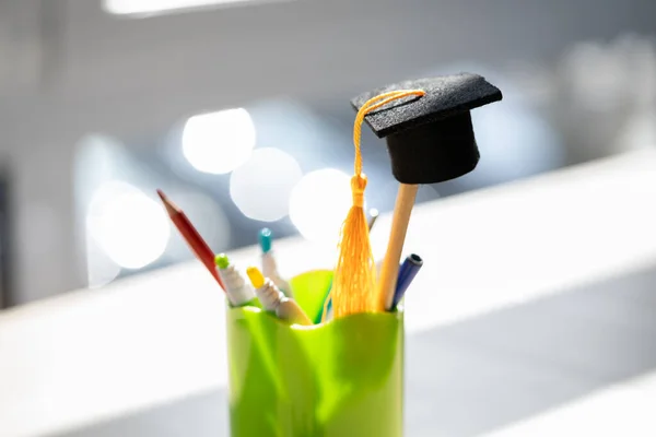 Photo College Graduation Hat Pencil — 스톡 사진