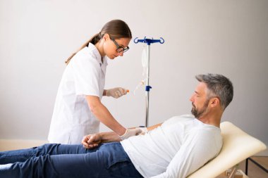 Vitamin terapisi IV Drip Infüzyon İnsan Kanında