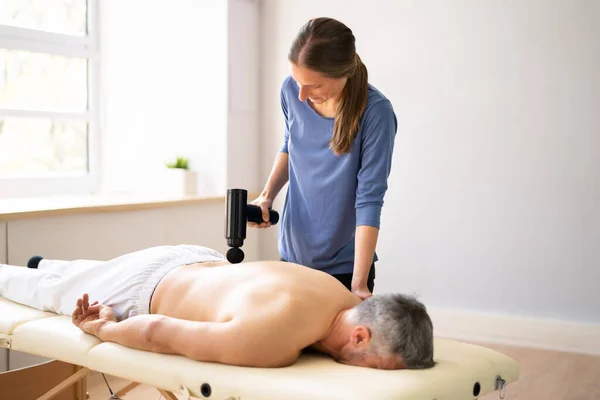 Máquina Pistola Masaje Para Terapia Recuperación Muscular —  Fotos de Stock