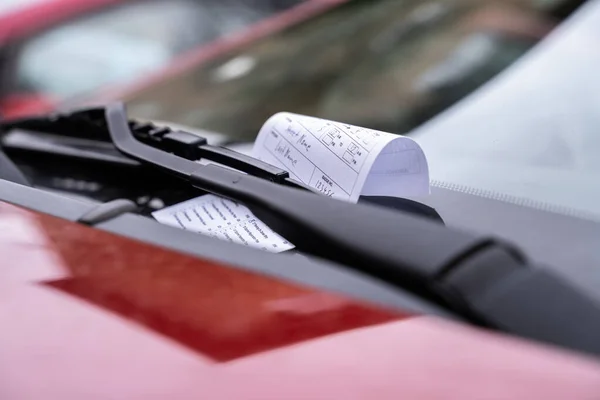 Car Parking Ticket Fine Violation Paper — стоковое фото