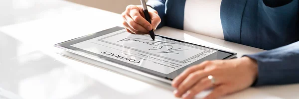 Digital Signature On Contract Document Online Using Tablet