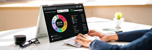 Computer App Für Geld Budget Und Kostenverfolgung — Stockfoto