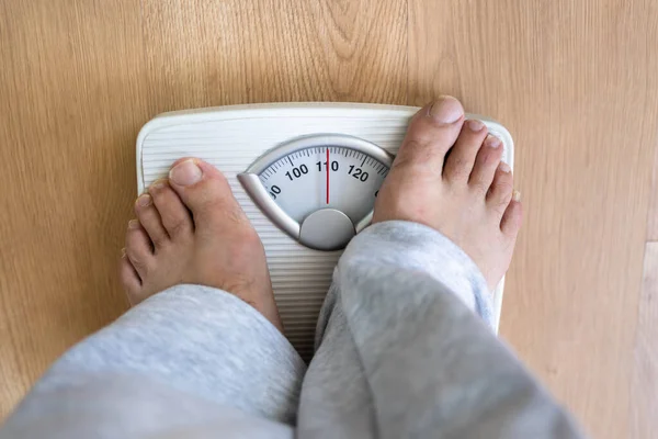 Low Section Person Standing Weighing Scale — Stock Photo, Image