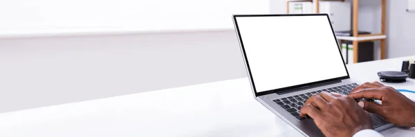 Close Man Hand Typing Laptop White Desk — Stock Photo, Image