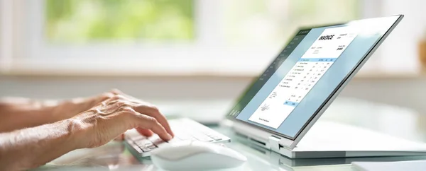 Woman Using Electronic Invoice Bill Laptop Computer — Stockfoto