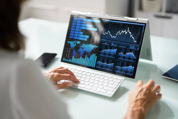 Kpi Dashboard Data Analytics Üzleti Laptopon — Stock Fotó